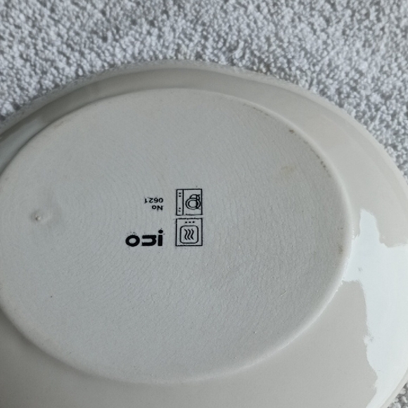 Pomegranate Design Ceramic Plate Set - Picture 4 of 5